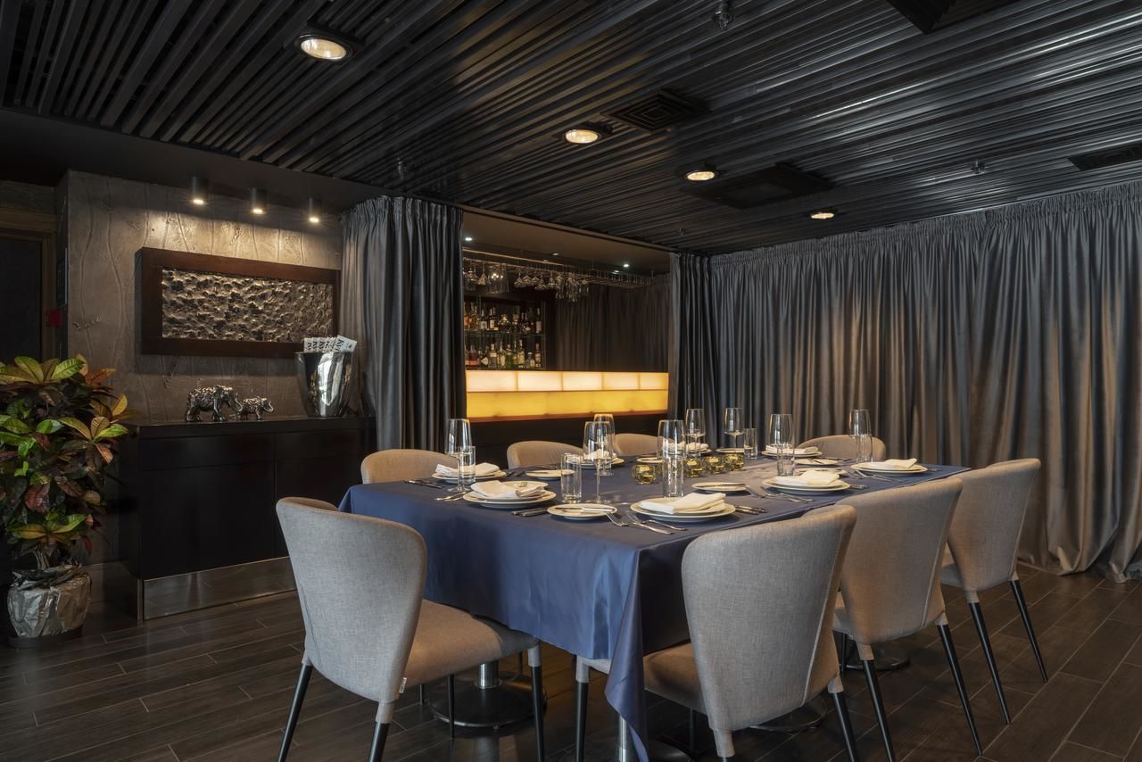 Отель 11 Mirrors Design Hotel Киев-37