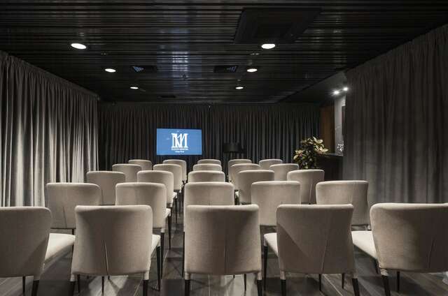 Отель 11 Mirrors Design Hotel Киев-31